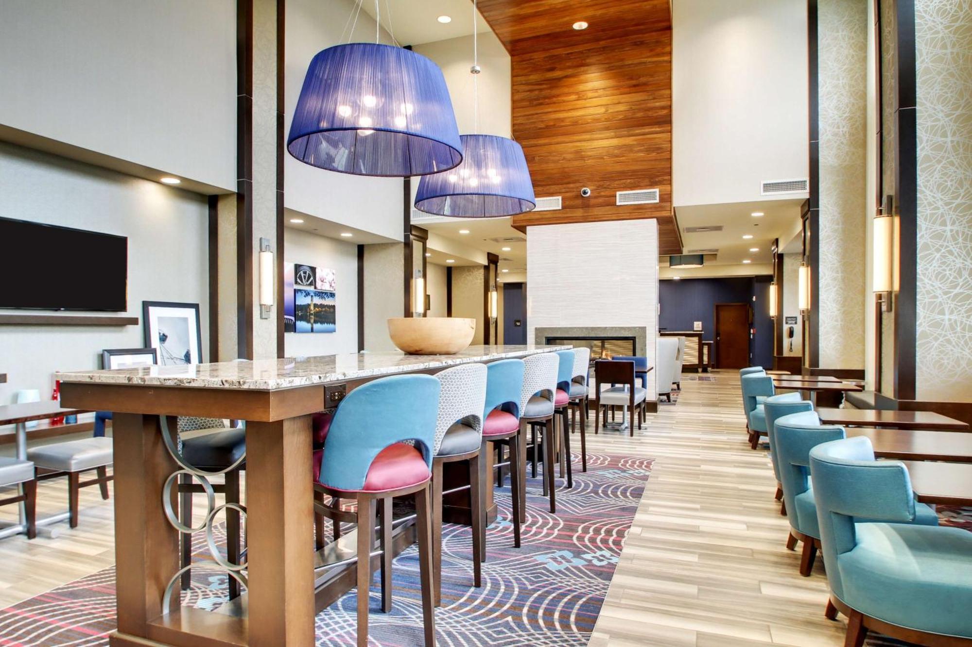 Hampton Inn & Suites Greenville Airport Exterior foto